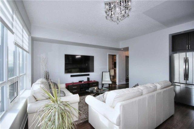 lph311 - 7161 Yonge St, Condo with 1 bedrooms, 1 bathrooms and 1 parking in Markham ON | Image 3