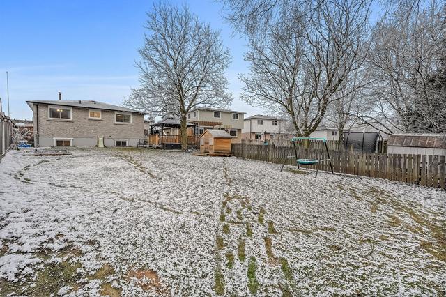 29 Harland Cres, House detached with 3 bedrooms, 2 bathrooms and 4 parking in Ajax ON | Image 31
