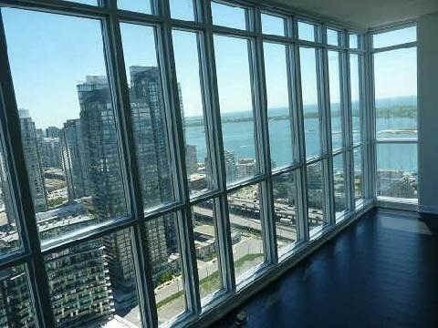 4106 - 15 Iceboat Terr, Condo with 2 bedrooms, 2 bathrooms and 1 parking in Toronto ON | Image 5