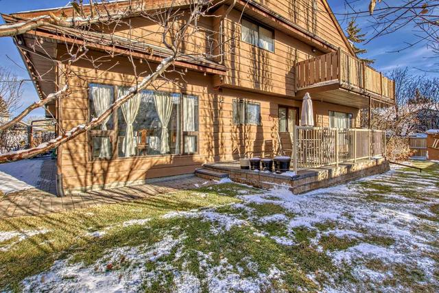 251 Silvergrove Place Nw, House detached with 4 bedrooms, 3 bathrooms and 8 parking in Calgary AB | Image 10