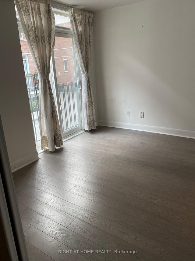 218 - 415 Jarvis St, Townhouse with 2 bedrooms, 1 bathrooms and 1 parking in Toronto ON | Image 5
