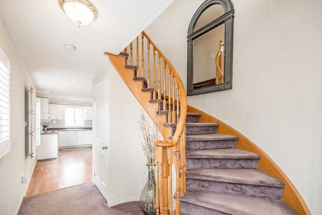 122 Chalmers Rd S, House detached with 4 bedrooms, 3 bathrooms and 6 parking in Barrie ON | Image 11