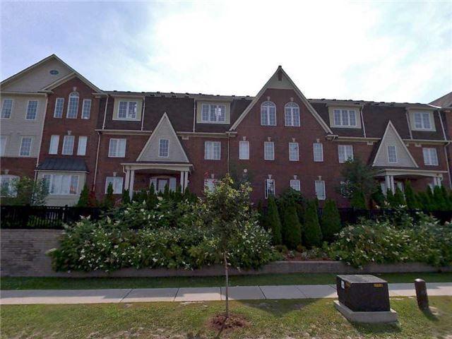 6 - 704 Neighbourhood Circ, Townhouse with 2 bedrooms, 2 bathrooms and 1 parking in Mississauga ON | Image 1