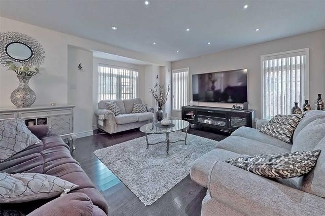 57 Turnerbury Ave, House detached with 5 bedrooms, 4 bathrooms and 5 parking in Ajax ON | Image 22