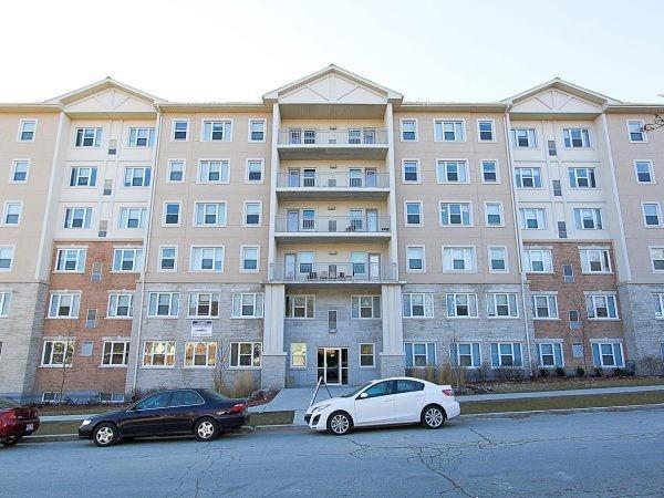 503 - 251 Lester St, Condo with 5 bedrooms, 2 bathrooms and 0 parking in Waterloo ON | Image 2