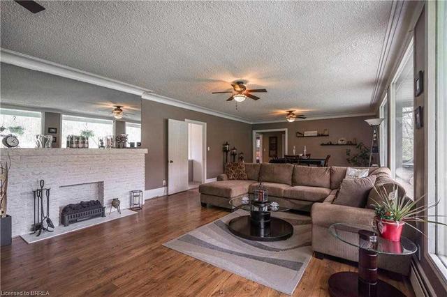 180 Oakhill Dr, House detached with 5 bedrooms, 3 bathrooms and 8 parking in Brant ON | Image 34