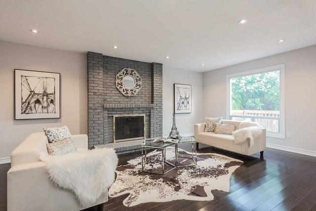 315 Manhattan Dr, House detached with 4 bedrooms, 5 bathrooms and 4 parking in Markham ON | Image 23