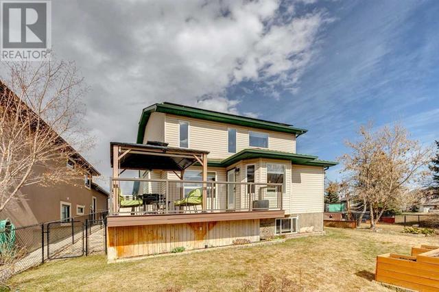 238 Douglas Ridge Place Se, House detached with 4 bedrooms, 3 bathrooms and 4 parking in Calgary AB | Image 41
