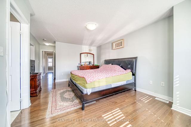 18 Bernadino St, House semidetached with 4 bedrooms, 4 bathrooms and 4 parking in Brampton ON | Image 10