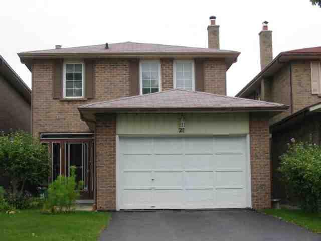 21 Seagrave Cres, House detached with 4 bedrooms, 3 bathrooms and 2 parking in Toronto ON | Image 1