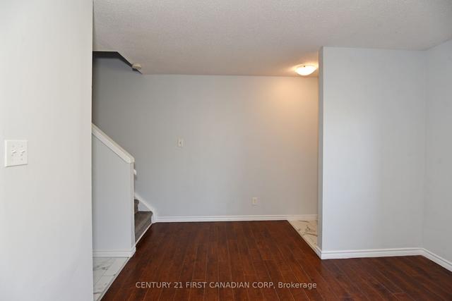 2 - 595 Third St, Townhouse with 3 bedrooms, 2 bathrooms and 1 parking in London ON | Image 4