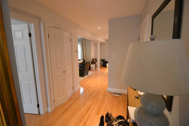 unit 2 - 180 Madison Ave, House semidetached with 2 bedrooms, 2 bathrooms and 1 parking in Toronto ON | Image 12