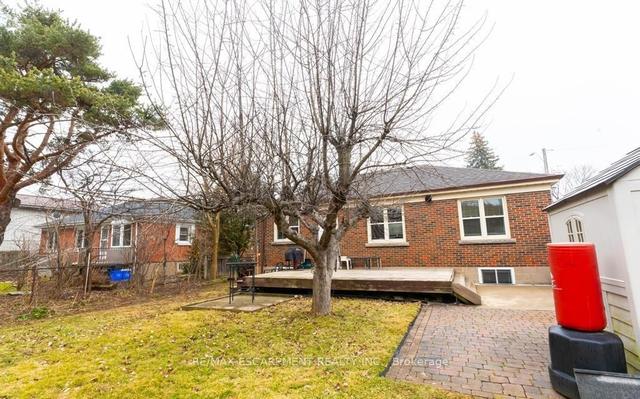 12 West 21st St, House detached with 3 bedrooms, 2 bathrooms and 6 parking in Hamilton ON | Image 27