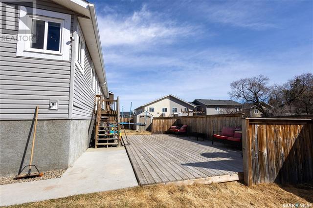 853 Madsen Place, House detached with 5 bedrooms, 3 bathrooms and null parking in Prince Albert SK | Image 28