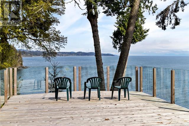 2434 Lighthouse Point Rd, House detached with 3 bedrooms, 3 bathrooms and 4 parking in Juan de Fuca BC | Image 43