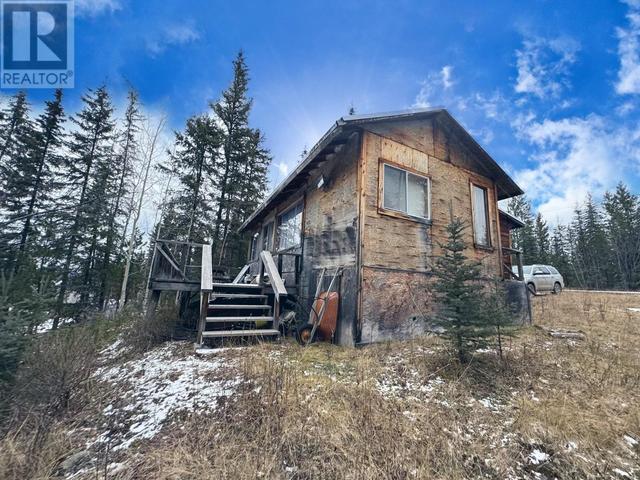 7169 Nath Road, House detached with 3 bedrooms, 1 bathrooms and null parking in Cariboo L BC | Image 8
