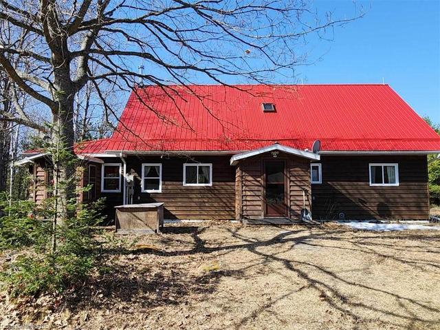 1141c Grindstone Lake Road, House detached with 4 bedrooms, 1 bathrooms and 9 parking in North Frontenac ON | Image 39