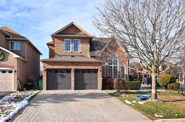 71 Castelli Crt, House detached with 4 bedrooms, 4 bathrooms and 6 parking in Caledon ON | Image 1