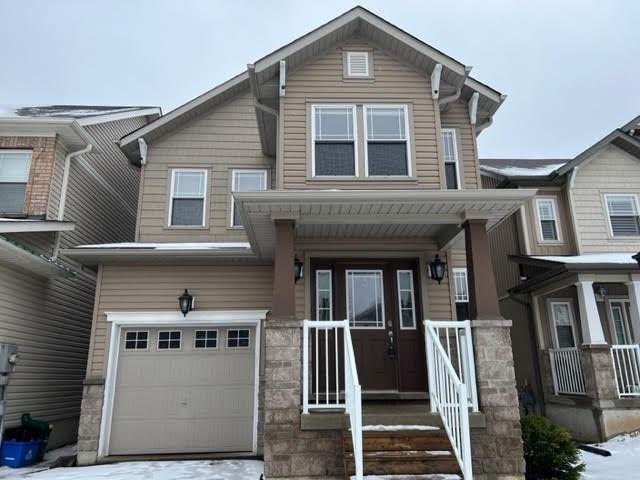 42 Pearl Dr, House detached with 3 bedrooms, 4 bathrooms and 3 parking in Orillia ON | Card Image