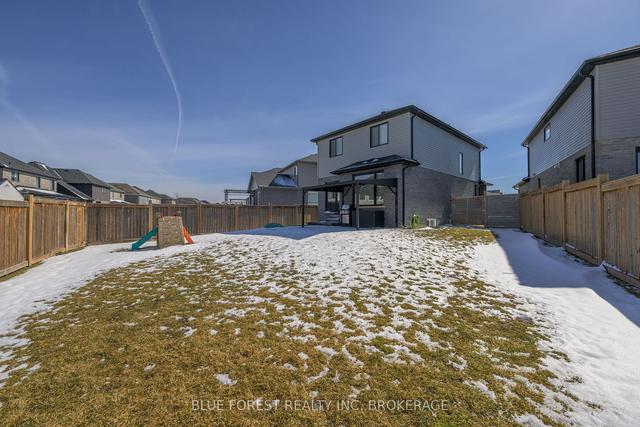 1938 Foxridge Cres, House detached with 3 bedrooms, 4 bathrooms and 5.5 parking in London ON | Image 25