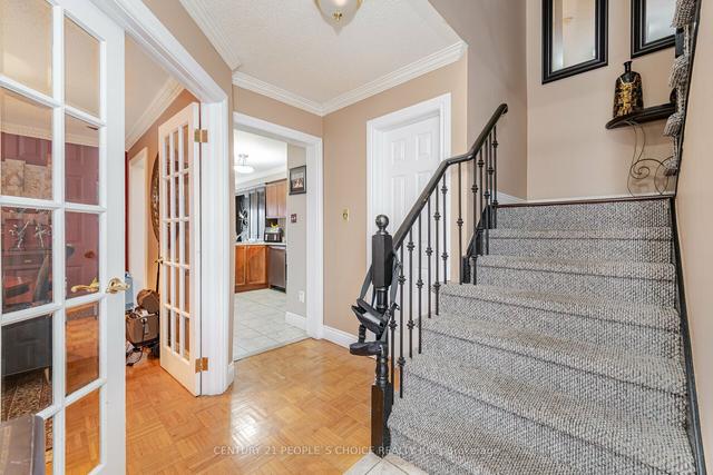 79 Havenlea Rd, House semidetached with 3 bedrooms, 3 bathrooms and 2 parking in Toronto ON | Image 26