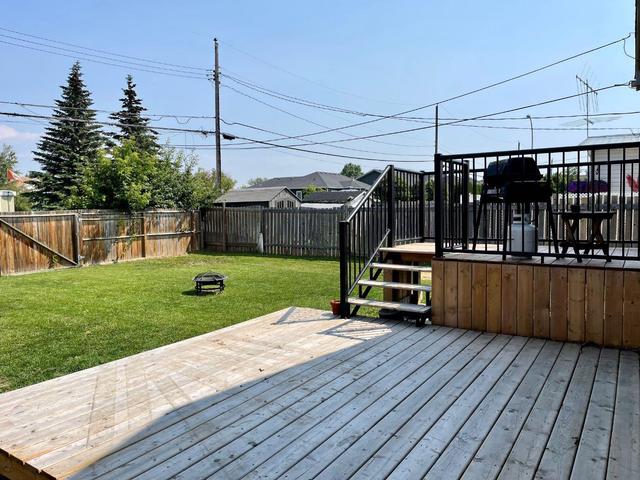 404 3 Avenue Nw, House detached with 4 bedrooms, 2 bathrooms and 4 parking in Slave Lake AB | Image 32