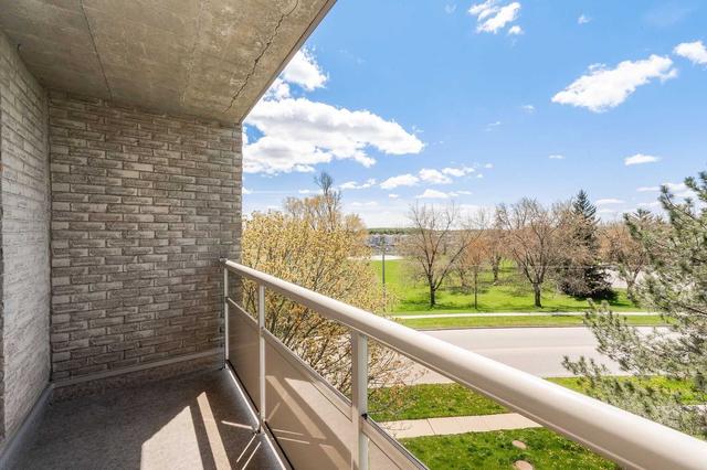 401 - 89 Westwood Rd, Condo with 2 bedrooms, 2 bathrooms and 1 parking in Guelph ON | Image 24