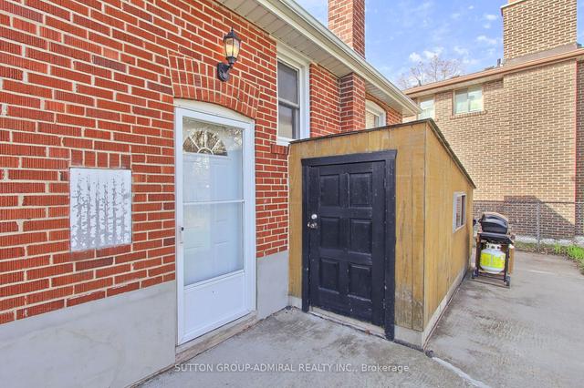 194 Cocksfield Ave, House detached with 3 bedrooms, 2 bathrooms and 8 parking in Toronto ON | Image 35