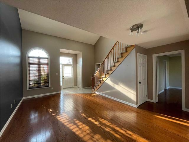 upper - 24 Edwards Dr, House detached with 4 bedrooms, 3 bathrooms and 4 parking in Barrie ON | Image 11