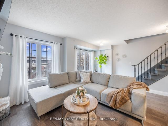 3 - 15 West Deane Park Dr W, House attached with 4 bedrooms, 4 bathrooms and 2 parking in Toronto ON | Image 4