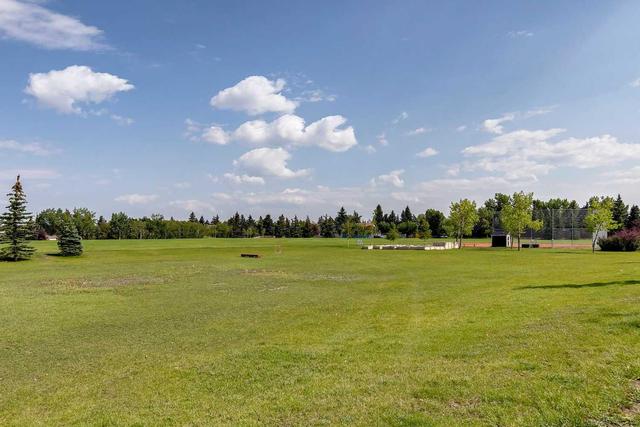 6924 Coach Hill Road Sw, Home with 3 bedrooms, 1 bathrooms and 1 parking in Calgary AB | Image 40