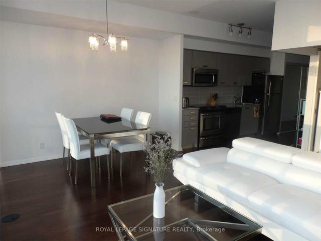 2301 - 832 Bay St, Condo with 1 bedrooms, 1 bathrooms and 0 parking in Toronto ON | Image 22