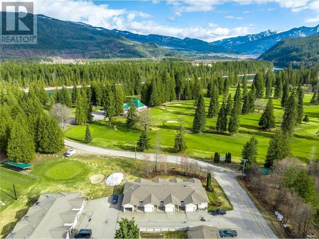 3 - 151 Columbia Park Drive, House attached with 3 bedrooms, 1 bathrooms and 2 parking in Revelstoke BC | Image 1