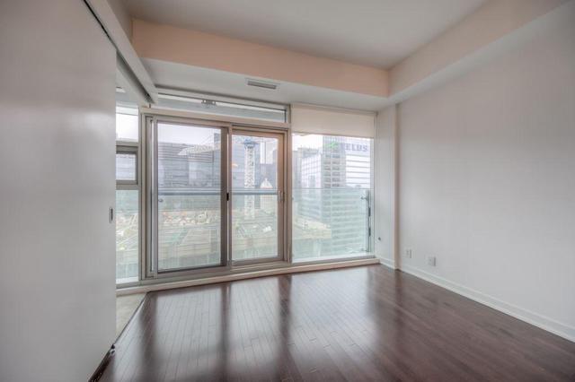 2909 - 14 York St, Condo with 1 bedrooms, 1 bathrooms and null parking in Toronto ON | Image 7