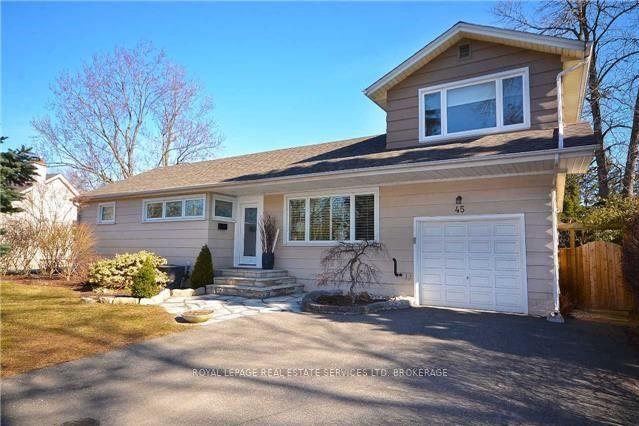 45 Crescent Rd, House detached with 4 bedrooms, 2 bathrooms and 4 parking in Oakville ON | Image 1