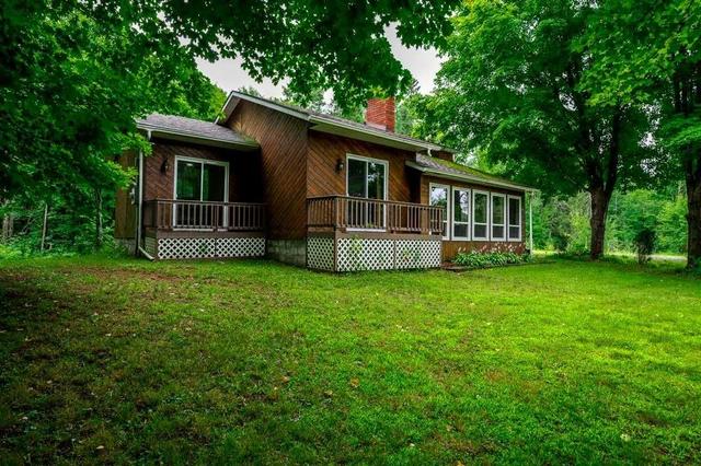 1165 County Road 620 Rd, House detached with 2 bedrooms, 1 bathrooms and 12 parking in North Kawartha ON | Image 27