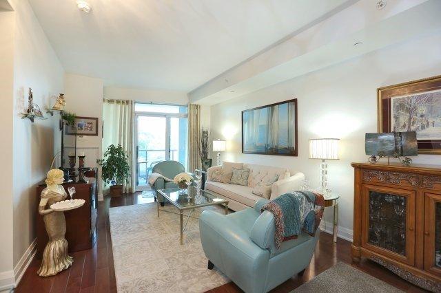 426 - 11 Bronte Rd, Condo with 1 bedrooms, 1 bathrooms and 1 parking in Oakville ON | Image 2