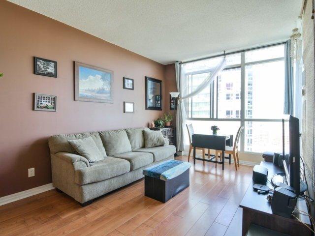 2906 - 225 Webb Dr, Condo with 1 bedrooms, 2 bathrooms and 1 parking in Mississauga ON | Image 4