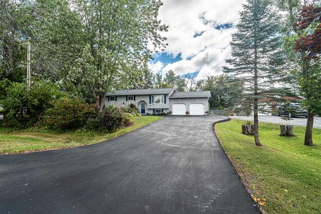 14 Emily Crt, House detached with 3 bedrooms, 2 bathrooms and 10 parking in Kawartha Lakes ON | Card Image