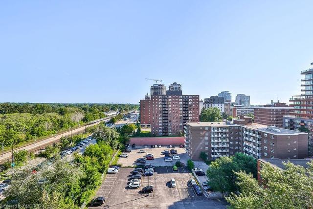 1104 - 39 Stavebank Road, House attached with 2 bedrooms, 1 bathrooms and 1 parking in Mississauga ON | Image 29