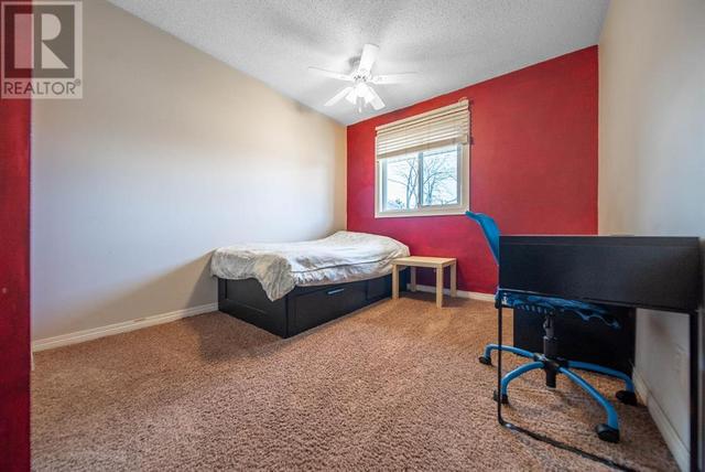 70, - 14736 Deerfield Drive Se, House attached with 2 bedrooms, 1 bathrooms and 2 parking in Calgary AB | Image 13