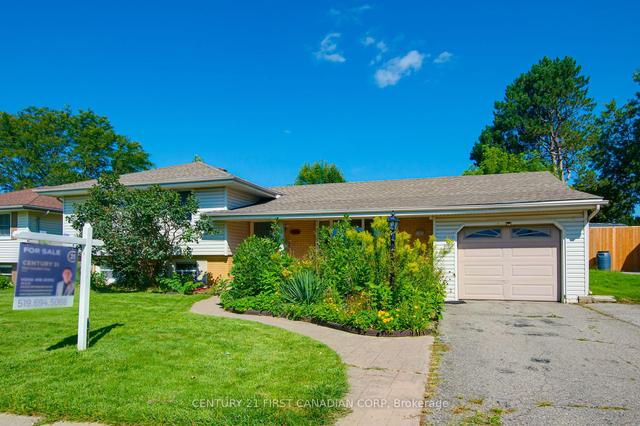 1031 Guildwood Blvd, House detached with 4 bedrooms, 2 bathrooms and 6 parking in London ON | Image 1