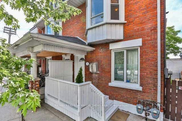 1145 Davenport Rd, House detached with 4 bedrooms, 3 bathrooms and 0 parking in Toronto ON | Image 1