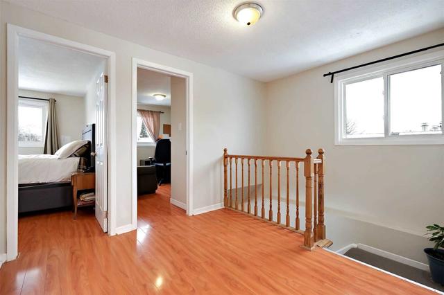 95 Burbank Cres, House semidetached with 4 bedrooms, 3 bathrooms and 4 parking in Orangeville ON | Image 7