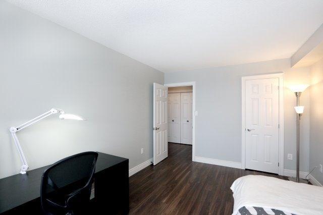 1003 - 2665 Windwood Dr, Condo with 2 bedrooms, 1 bathrooms and 1 parking in Mississauga ON | Image 14