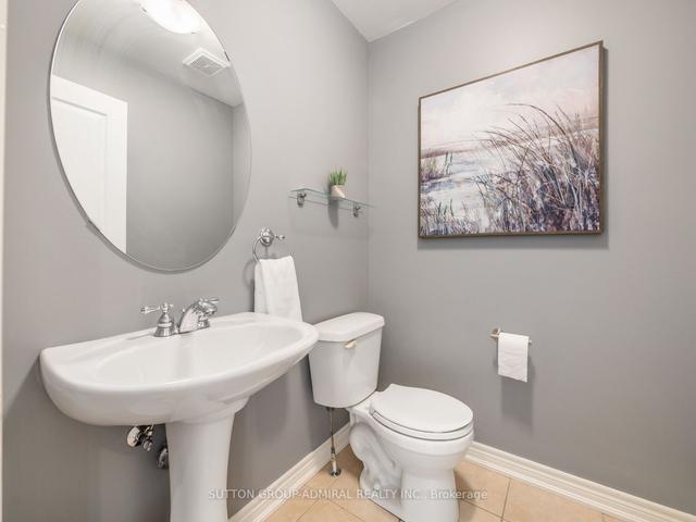 178 Southvale Dr, House attached with 3 bedrooms, 4 bathrooms and 3 parking in Vaughan ON | Image 7