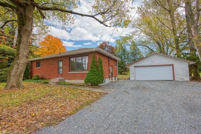 5212 Wilmer Road, House detached with 2 bedrooms, 1 bathrooms and 8 parking in South Frontenac ON | Image 18
