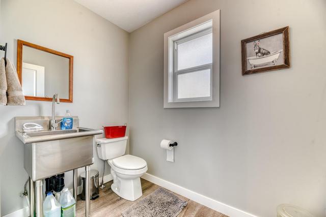 263021 Township Road 240, House detached with 3 bedrooms, 2 bathrooms and null parking in Calgary AB | Image 23
