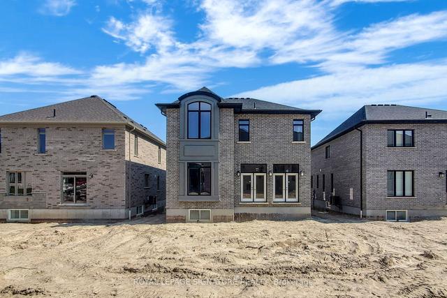 24 Hollybrook Tr, House detached with 4 bedrooms, 3 bathrooms and 4 parking in Kitchener ON | Image 33