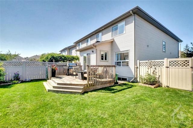 100 Prem Circle, Townhouse with 3 bedrooms, 3 bathrooms and 2 parking in Ottawa ON | Image 27